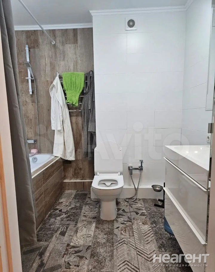 Продается 3-х комнатная квартира, 68 м²