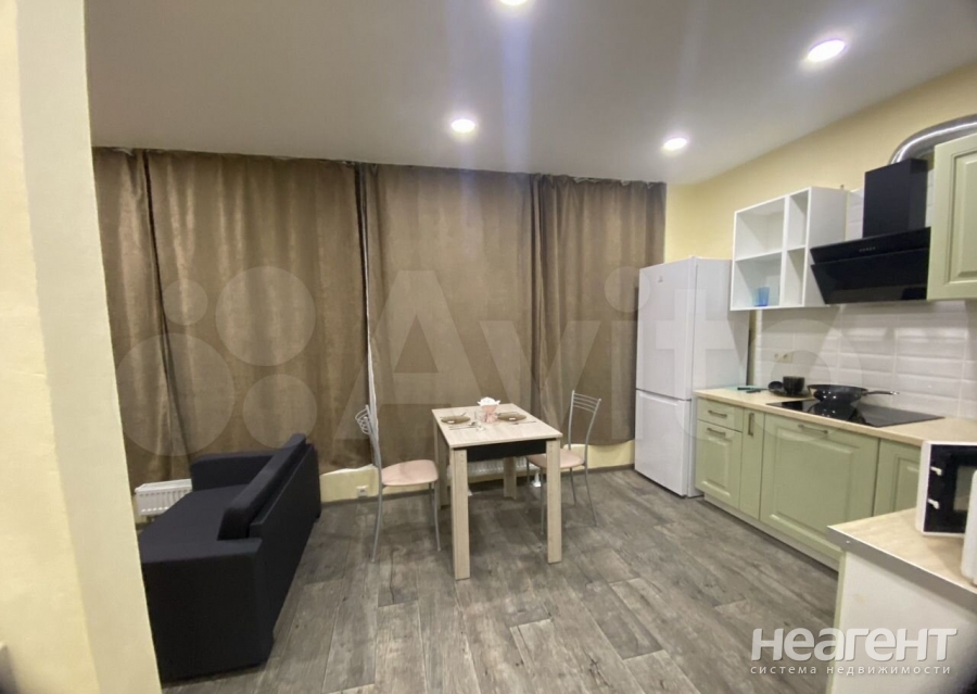 Продается 1-комнатная квартира, 36,2 м²