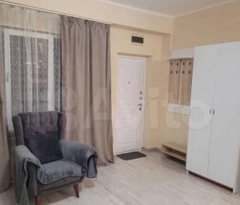 Продается 1-комнатная квартира, 35 м²