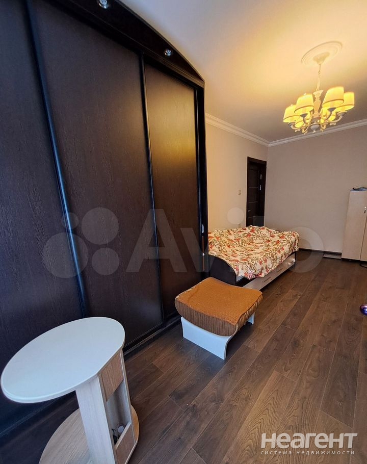 Продается 1-комнатная квартира, 30 м²