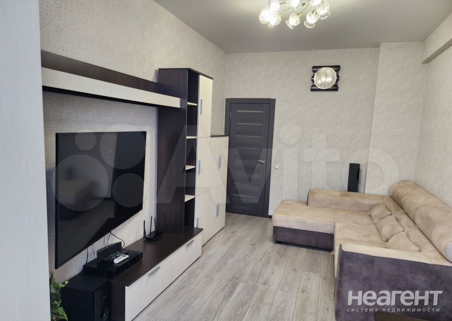 Сдается 1-комнатная квартира, 39,9 м²