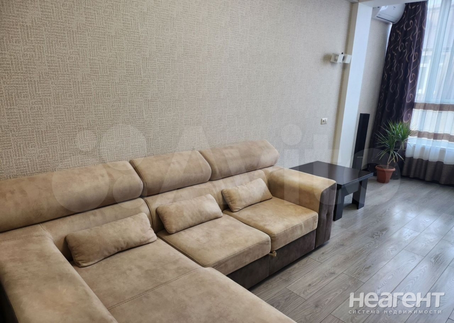 Сдается 1-комнатная квартира, 39,9 м²