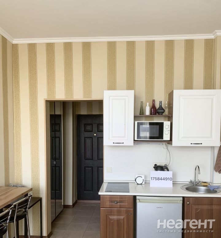 Сдается 1-комнатная квартира, 24 м²