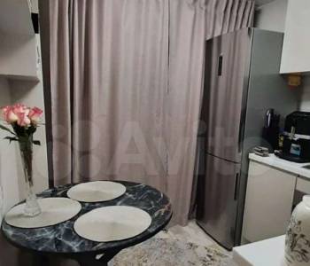 Продается 1-комнатная квартира, 32 м²