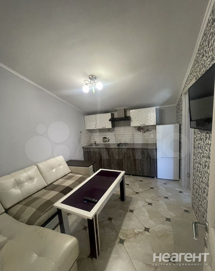 Сдается 1-комнатная квартира, 35 м²