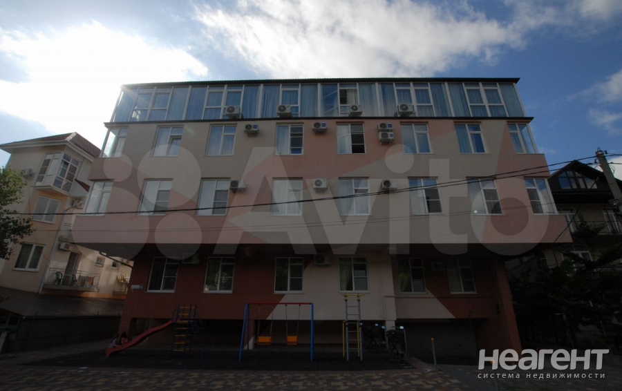 Продается 1-комнатная квартира, 41,9 м²