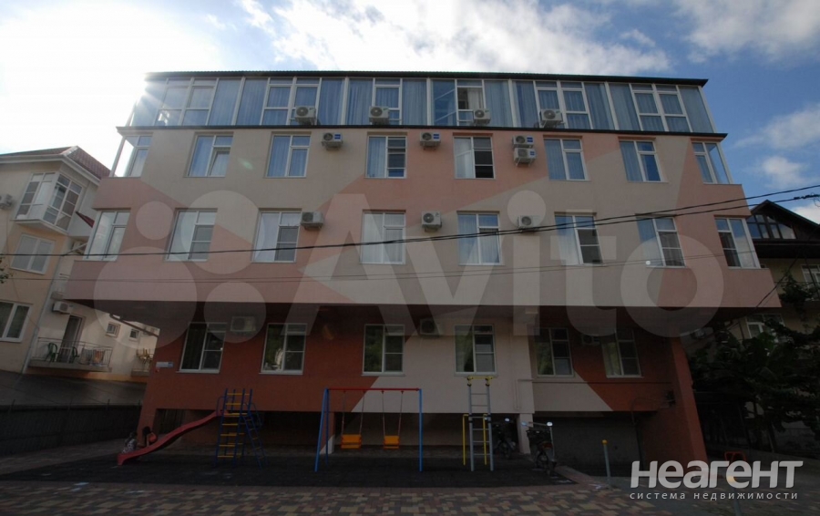 Продается 1-комнатная квартира, 41,9 м²