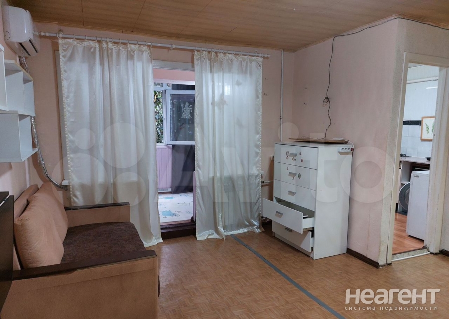 Продается 1-комнатная квартира, 28,7 м²