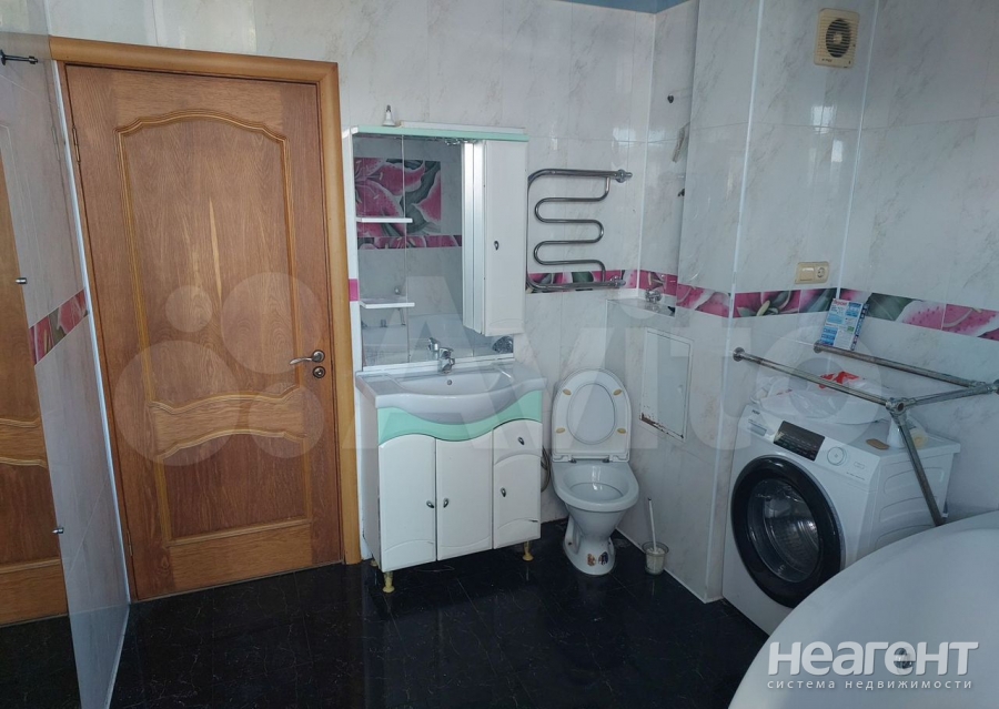 Сдается Многокомнатная квартира, 68 м²