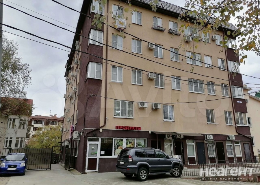 Продается 1-комнатная квартира, 32 м²