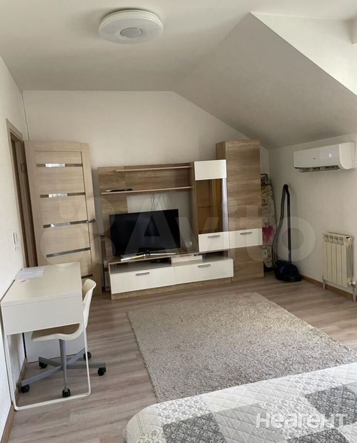 Сдается 1-комнатная квартира, 41 м²