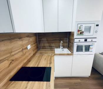 Продается 1-комнатная квартира, 24,1 м²