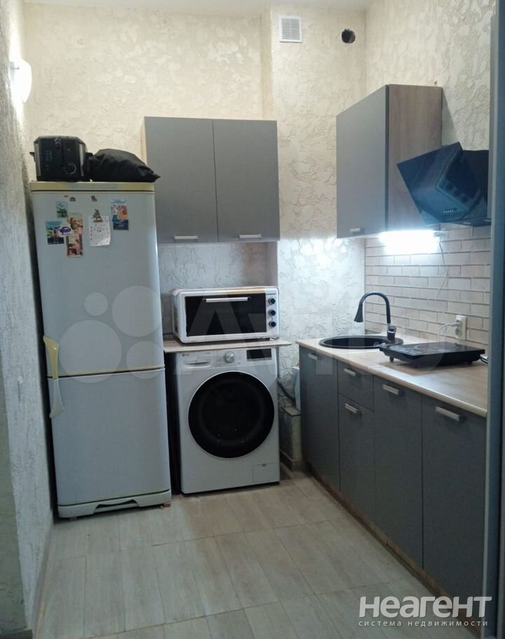 Продается 1-комнатная квартира, 28 м²