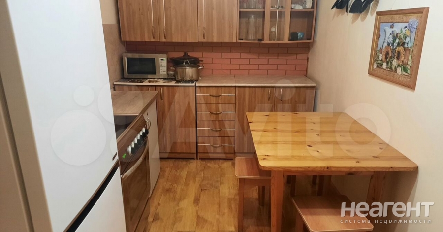 Сдается Многокомнатная квартира, 65 м²