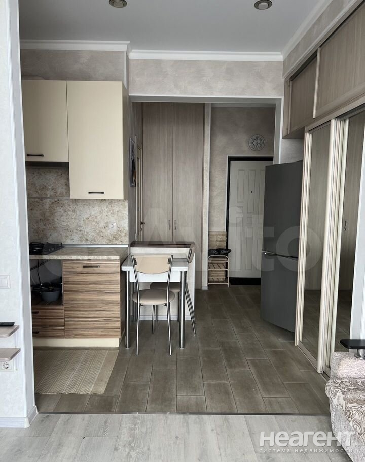 Сдается 1-комнатная квартира, 30 м²