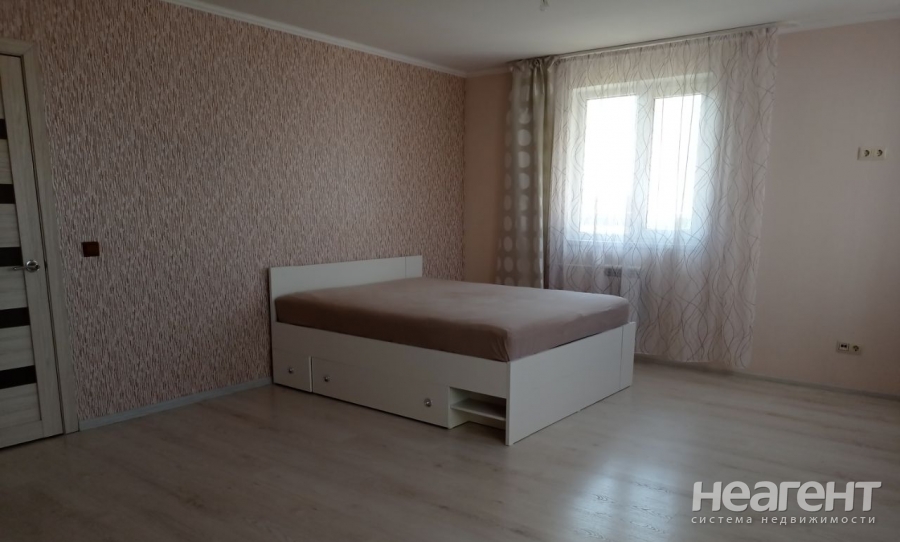 Продается 1-комнатная квартира, 52 м²