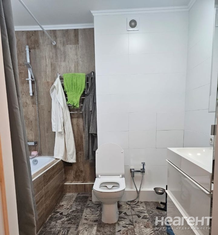 Продается 3-х комнатная квартира, 70 м²