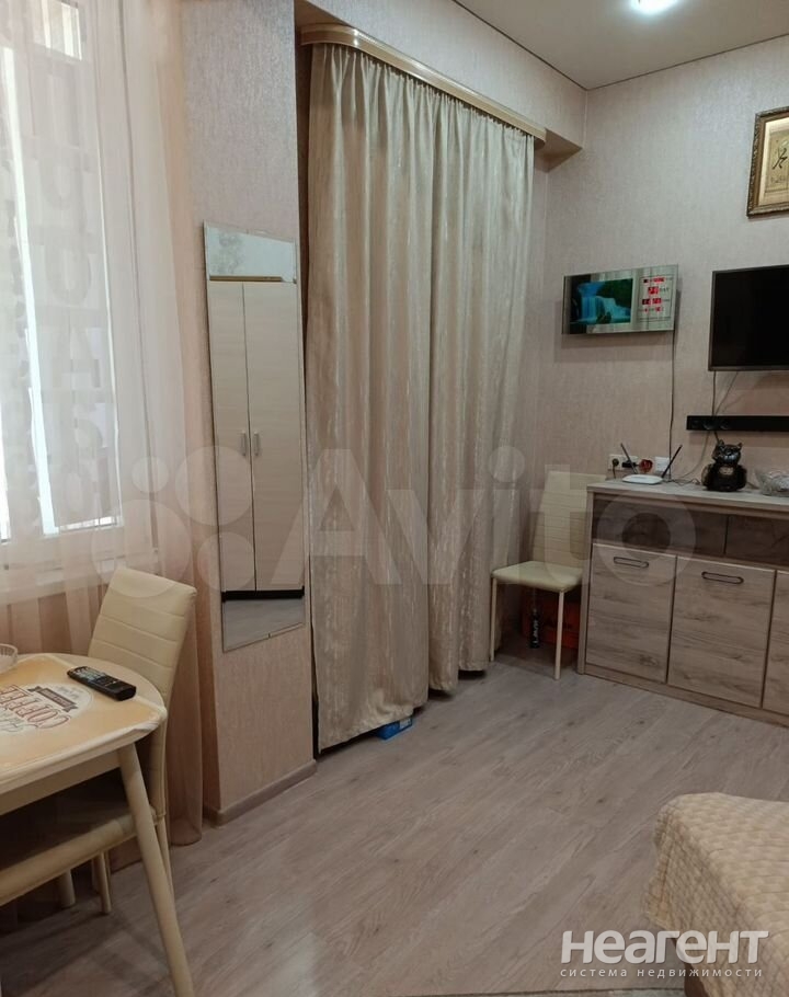 Продается 1-комнатная квартира, 23 м²