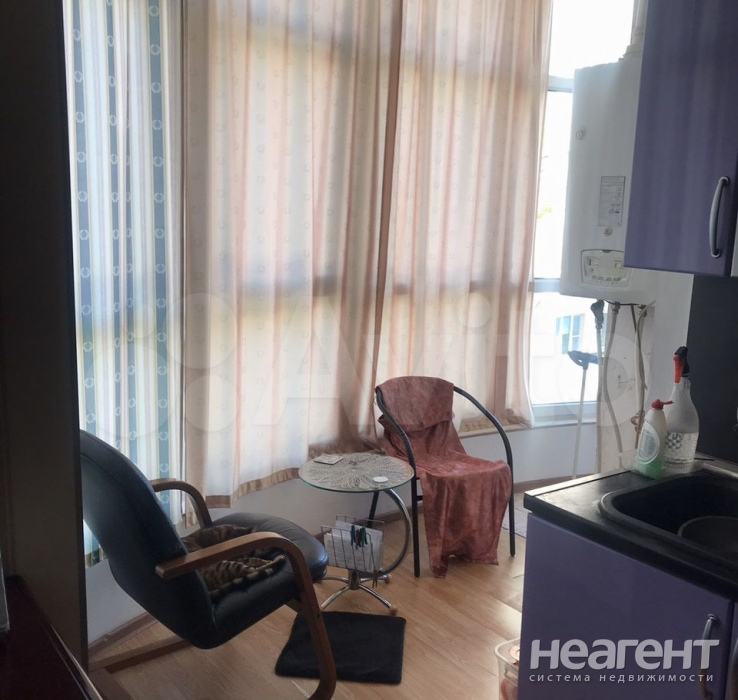 Продается Многокомнатная квартира, 98 м²