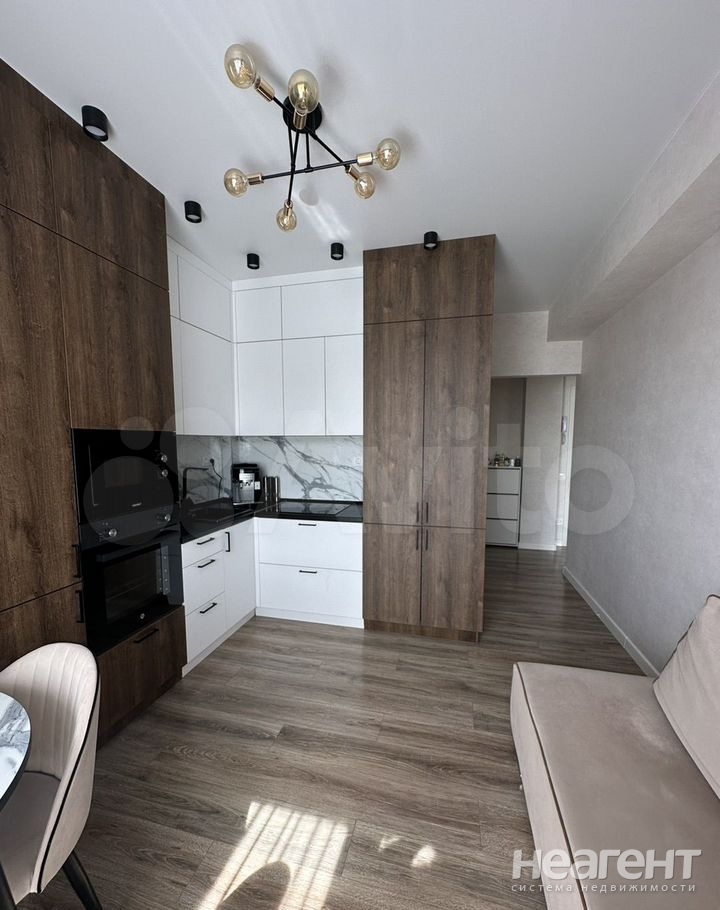 Продается 1-комнатная квартира, 35 м²