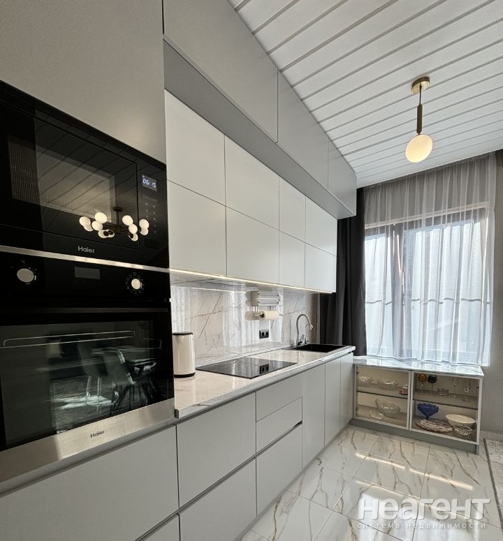 Сдается Многокомнатная квартира, 85 м²