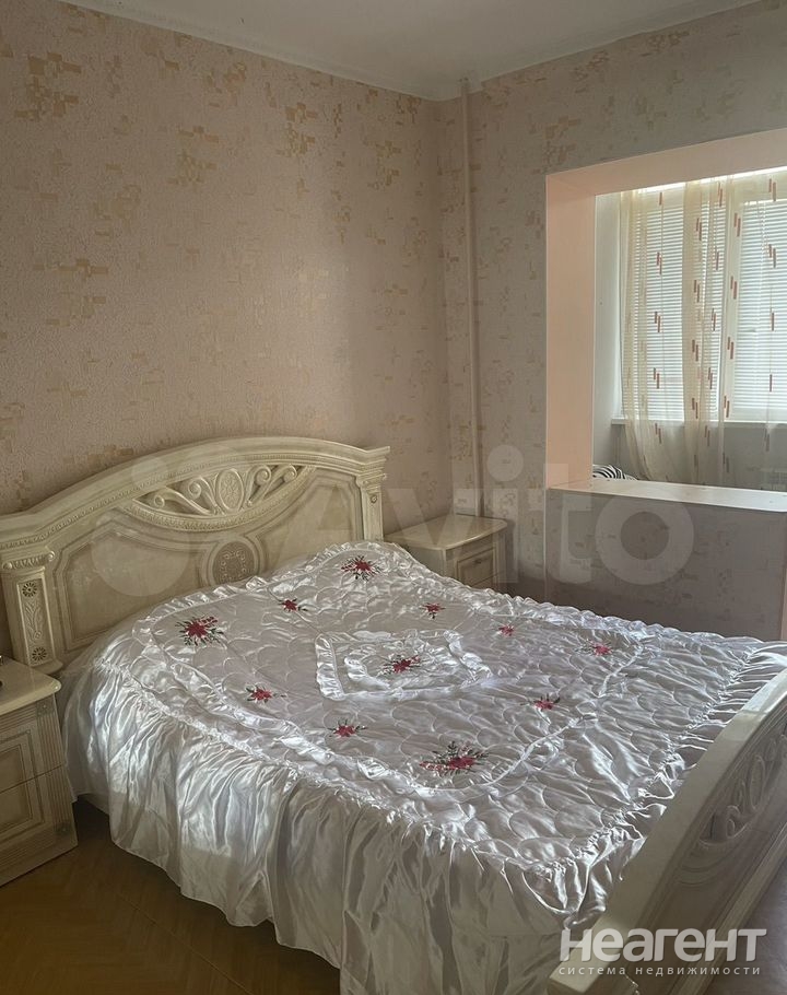 Сдается Многокомнатная квартира, 75 м²