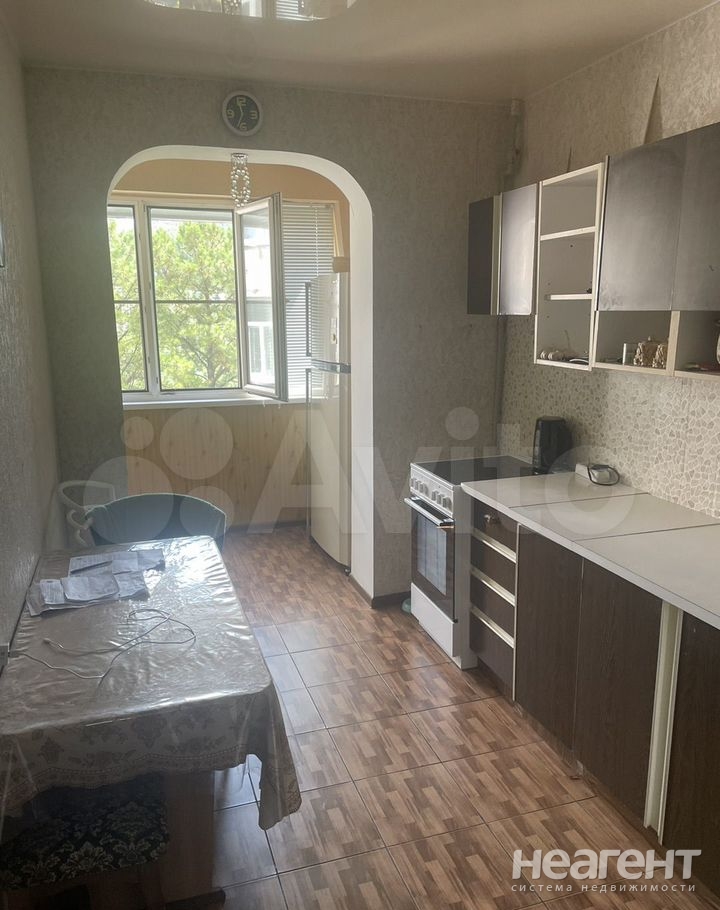 Сдается Многокомнатная квартира, 75 м²