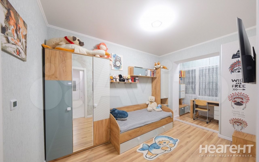 Продается Многокомнатная квартира, 115 м²