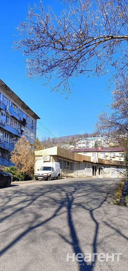 Продается 1-комнатная квартира, 18 м²