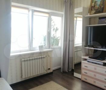 Сдается 1-комнатная квартира, 42 м²