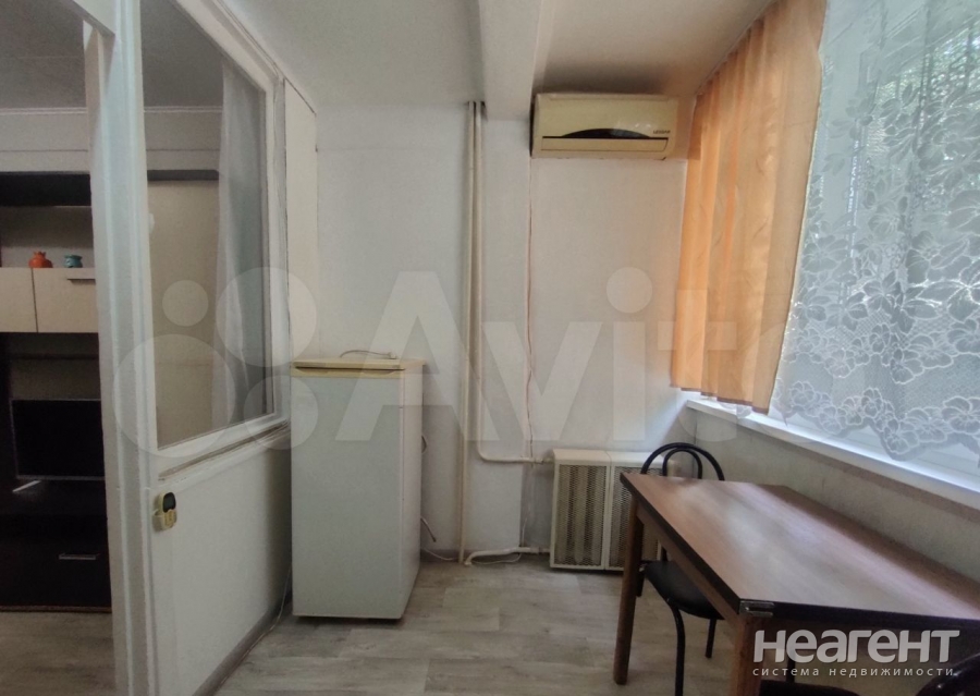 Продается 1-комнатная квартира, 19 м²