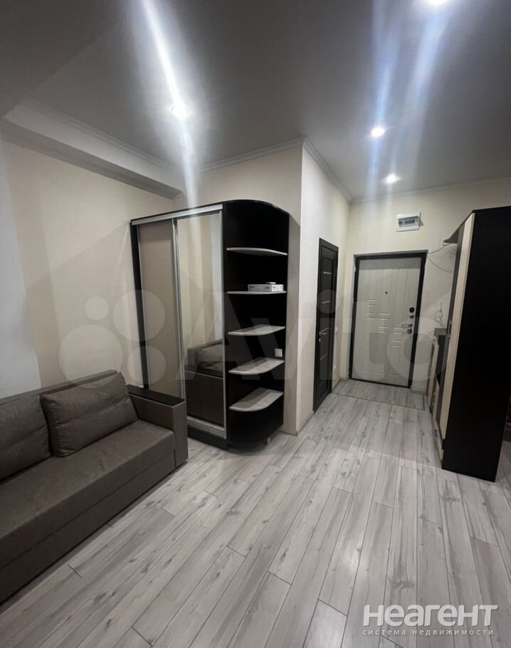 Продается 1-комнатная квартира, 27 м²