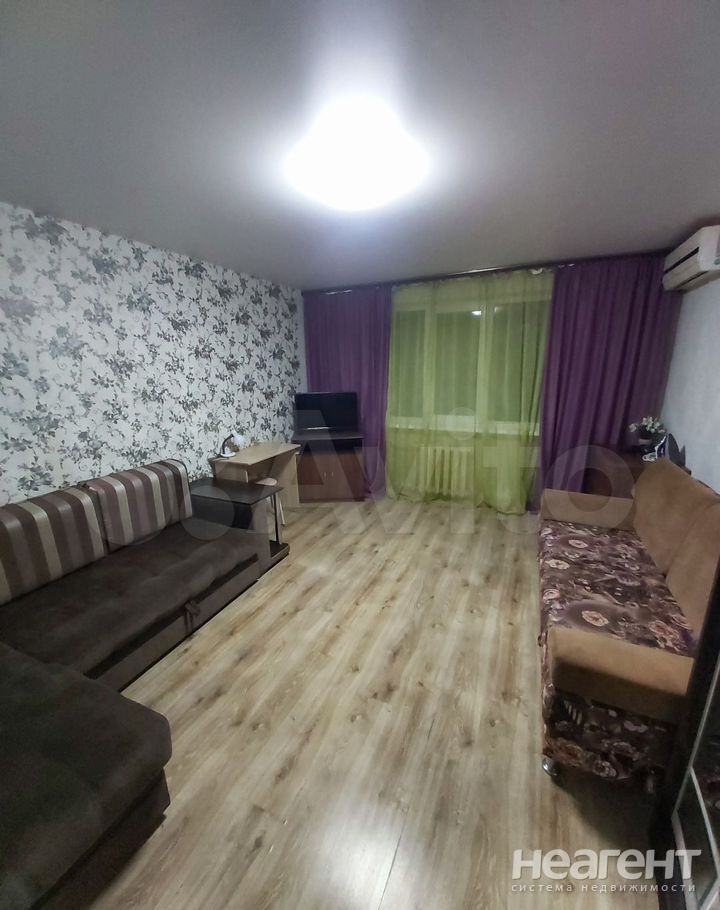 Продается 1-комнатная квартира, 30 м²