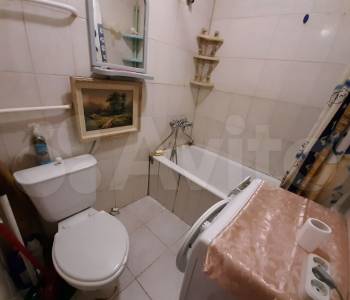 Продается Многокомнатная квартира, 60 м²