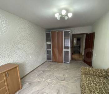 Продается 1-комнатная квартира, 43 м²