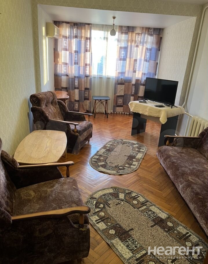 Сдается 1-комнатная квартира, 32 м²