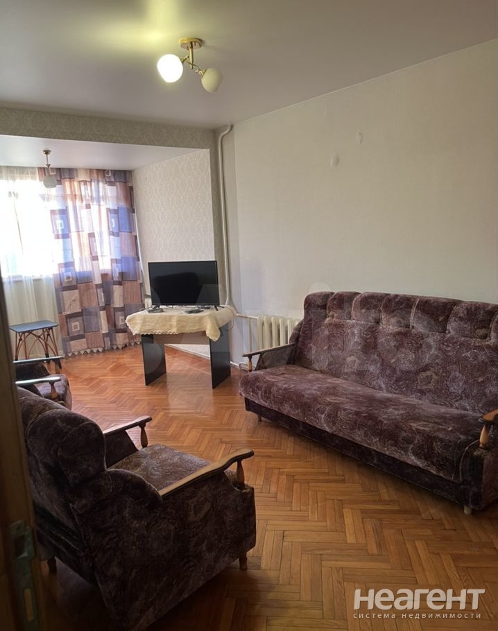 Сдается 1-комнатная квартира, 32 м²