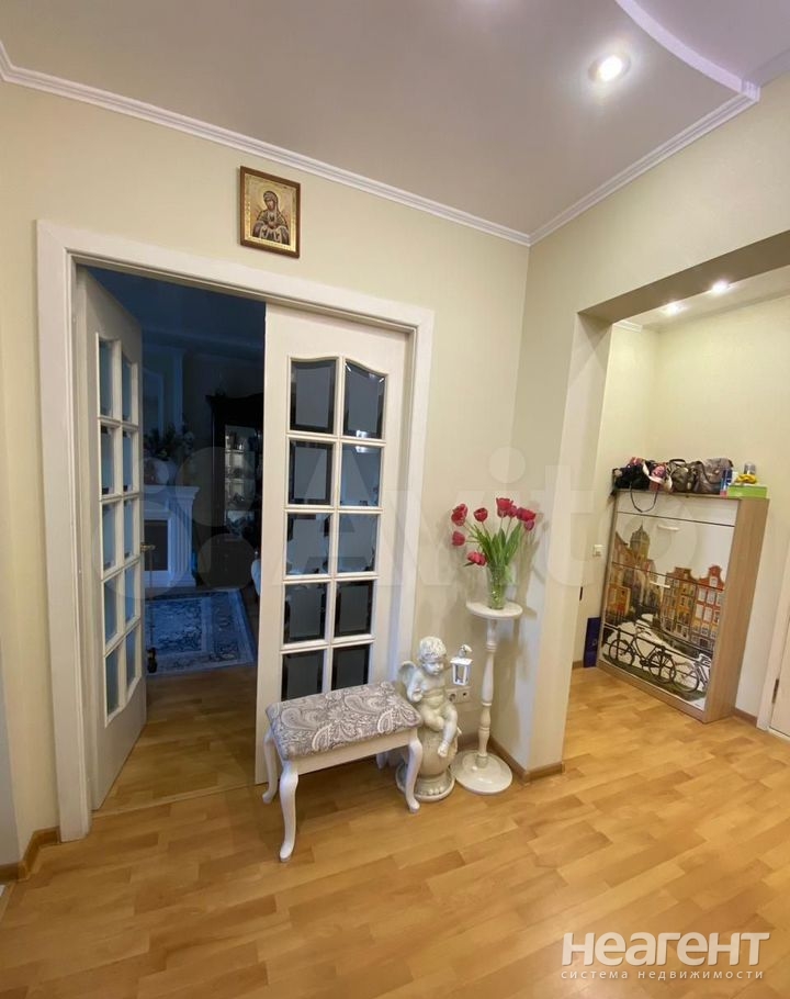 Продается 2-х комнатная квартира, 60 м²