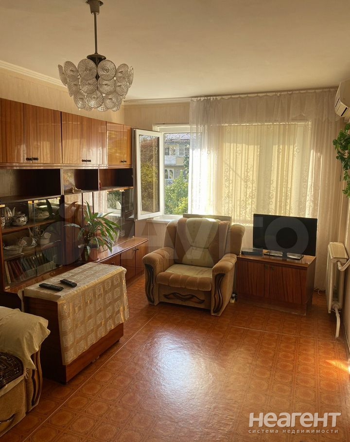 Продается 3-х комнатная квартира, 65,9 м²