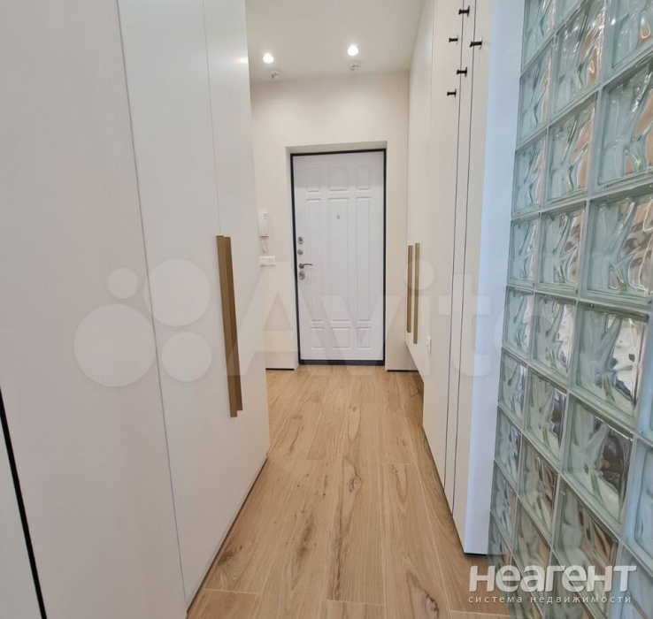 Сдается 1-комнатная квартира, 32 м²