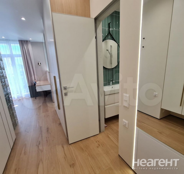 Сдается 1-комнатная квартира, 32 м²