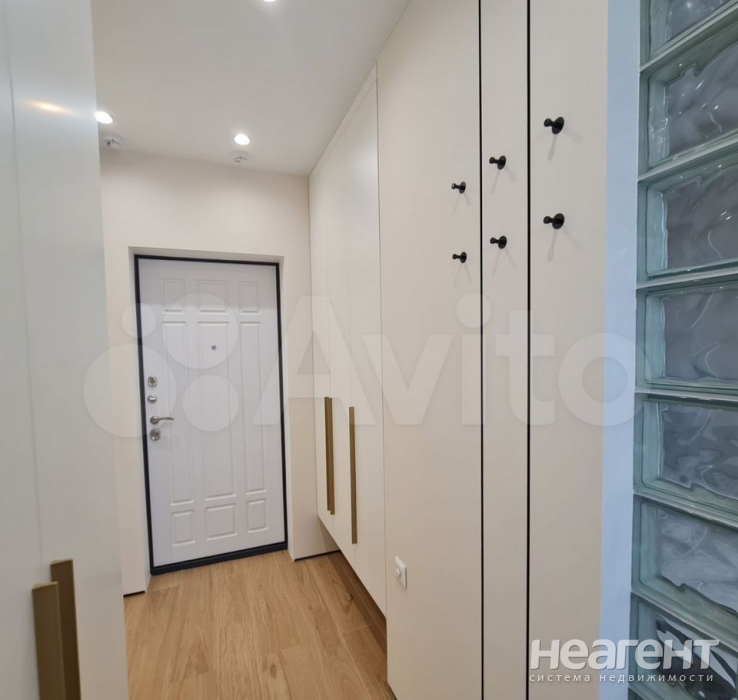 Сдается 1-комнатная квартира, 32 м²