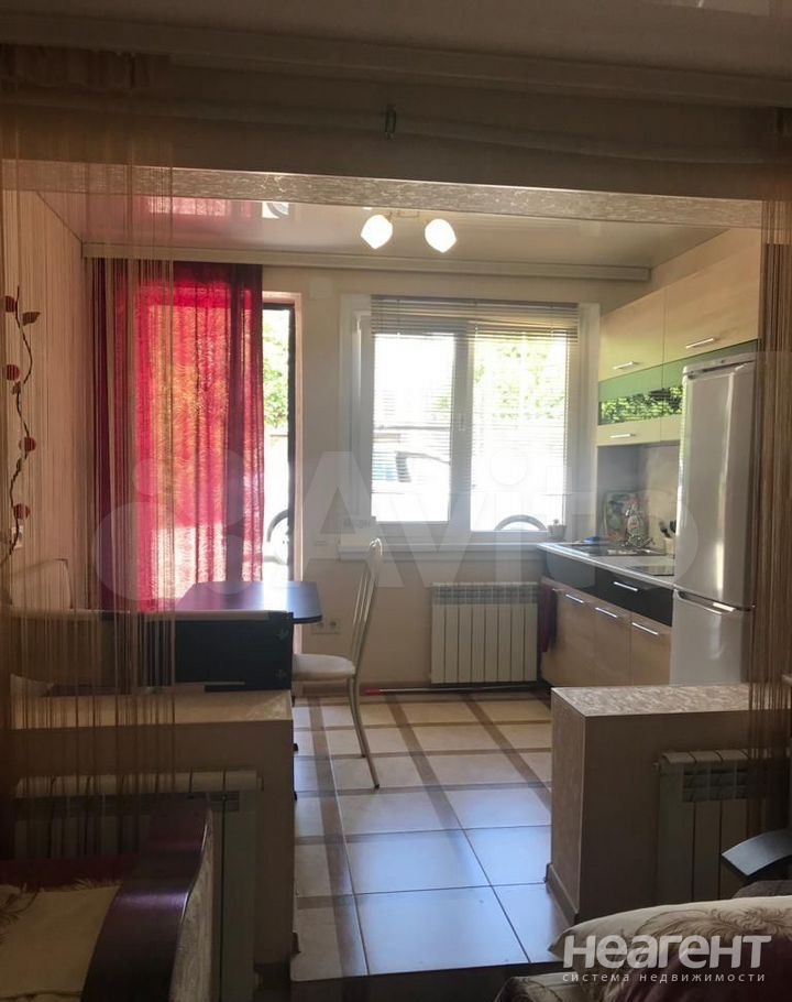 Продается 1-комнатная квартира, 26,7 м²