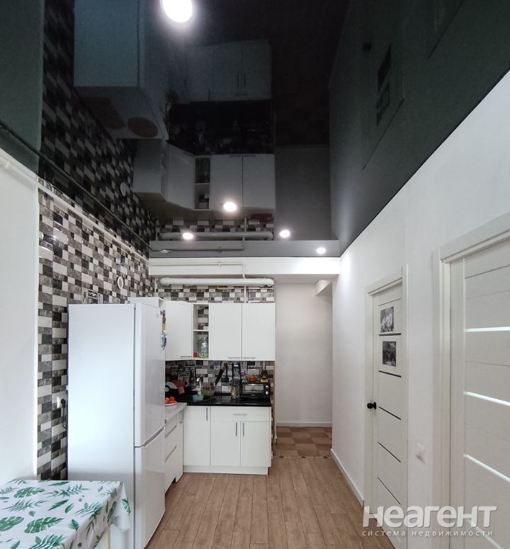 Продается 1-комнатная квартира, 43,4 м²