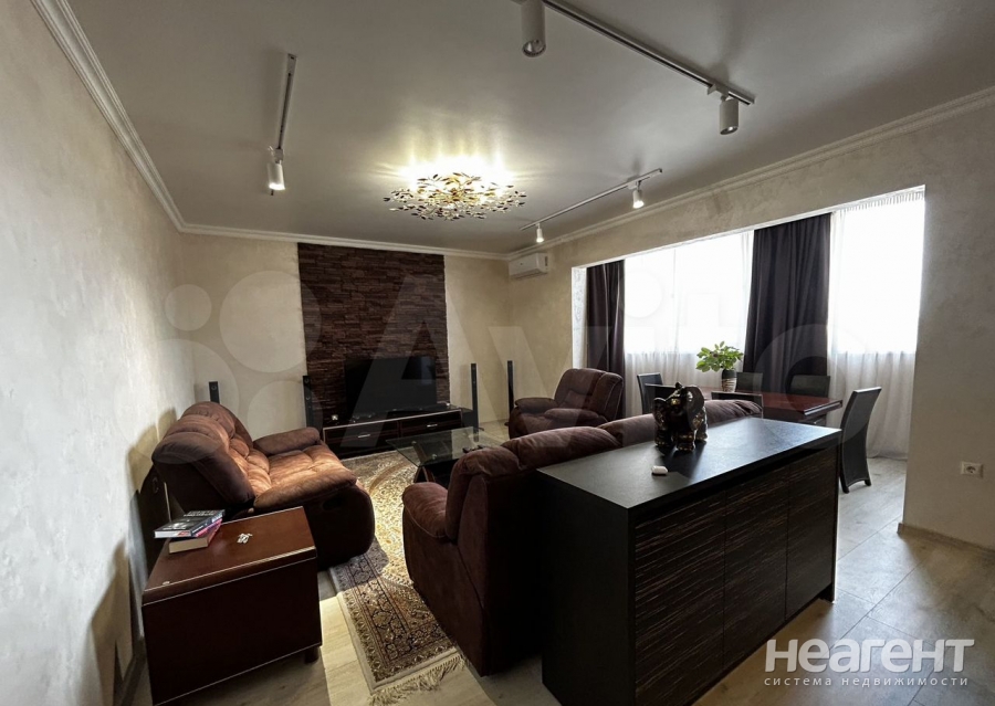 Продается 3-х комнатная квартира, 100 м²