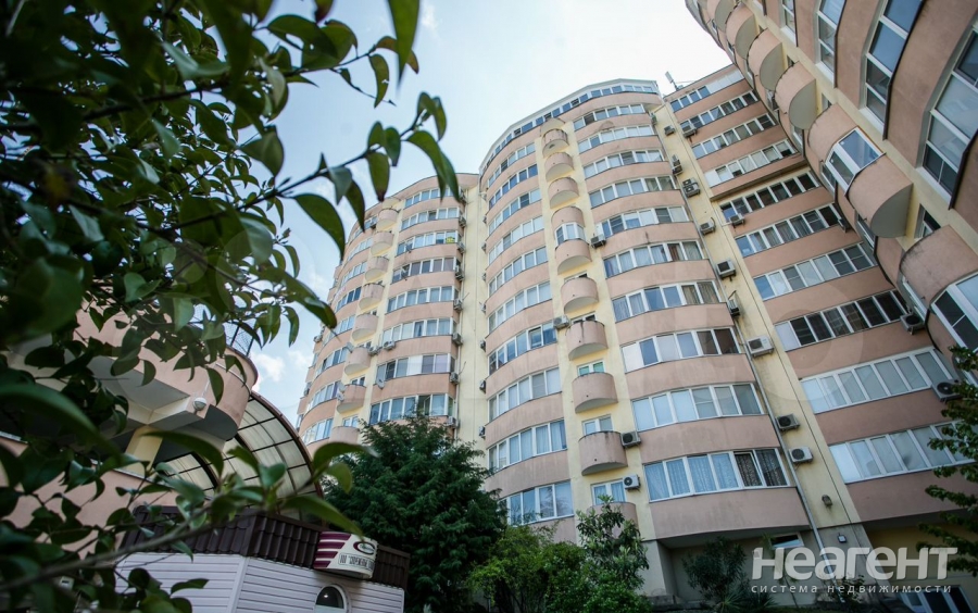 Продается 3-х комнатная квартира, 100 м²