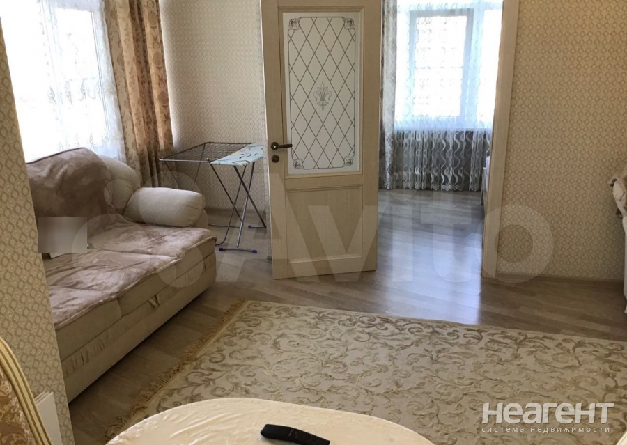 Сдается 2-х комнатная квартира, 74 м²