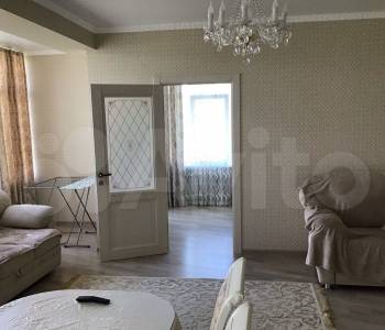 Сдается 2-х комнатная квартира, 74 м²