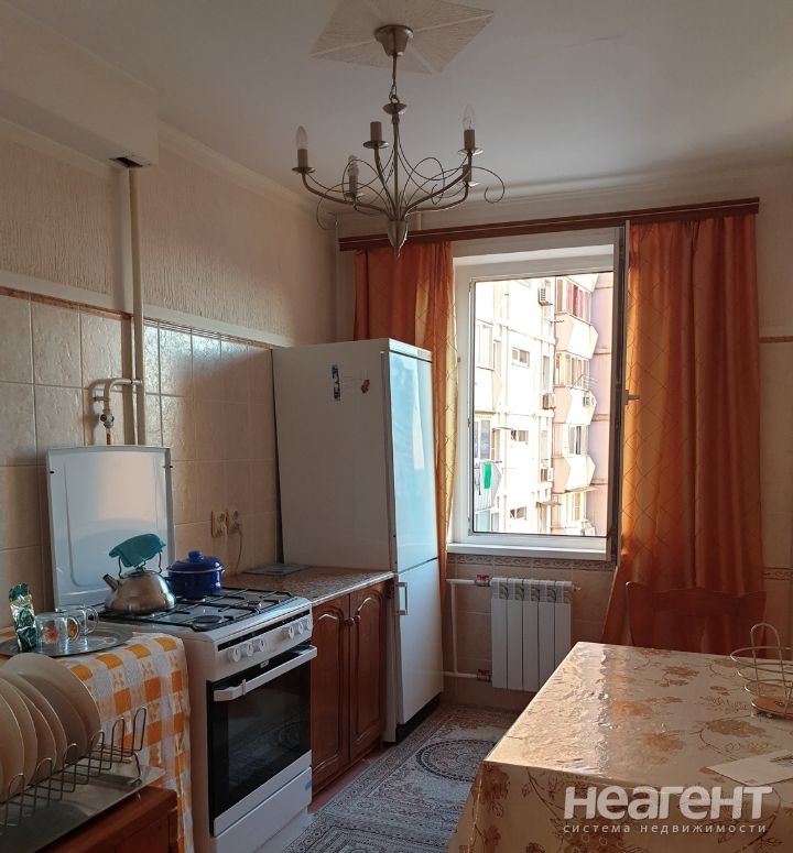 Сдается 2-х комнатная квартира, 74 м²