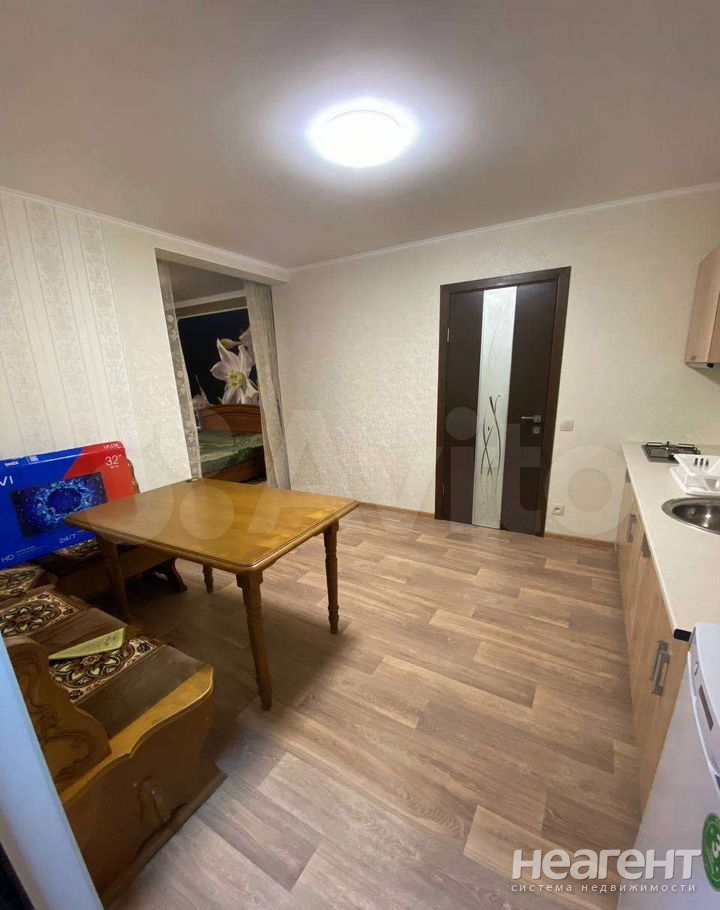 Сдается 1-комнатная квартира, 40 м²